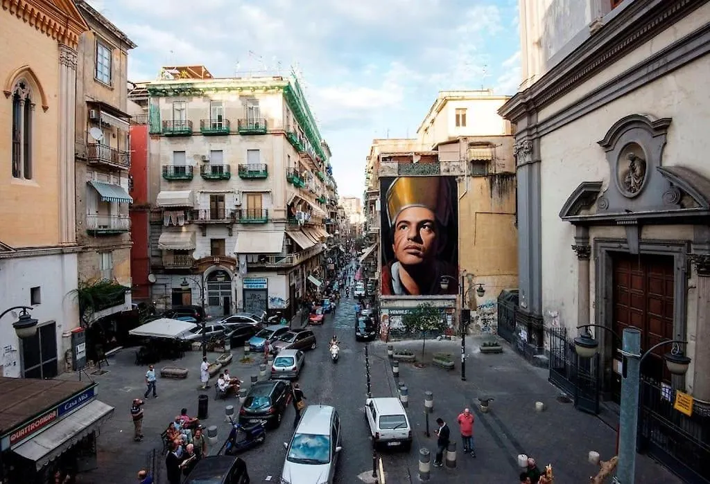 Nennella A Spaccanapoli 0*, Neapel Italien